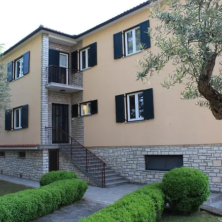 Mulini With Parking Rovinj