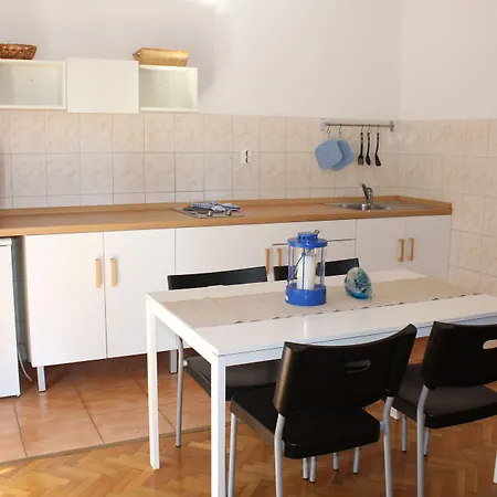 Mulini With Parking Appartement Rovinj
