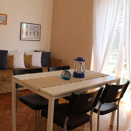 Mulini With Parking Rovinj