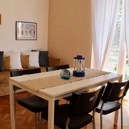 Mulini With Parking Apartment *